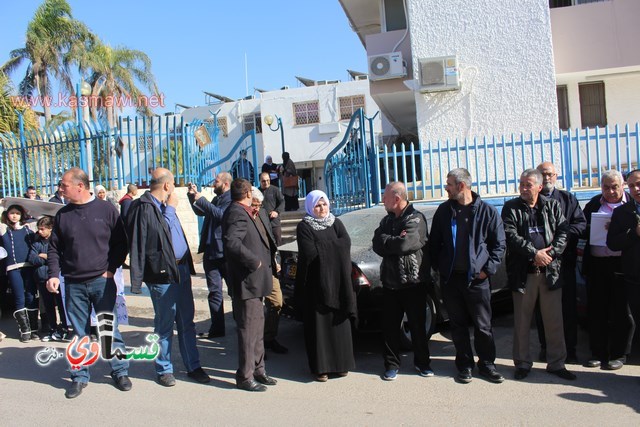 فيديو: رئيس البلدية في المسيرة التضامنية مع الاستاذ طارق ورسالة الى الشرطة  تحصيلكم وانجازاتكم في السنوات الاخيرة صفر   